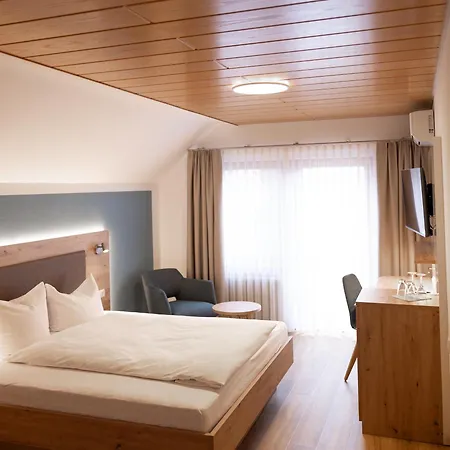 Gasthof Zum Rössel Lichtenau 3*