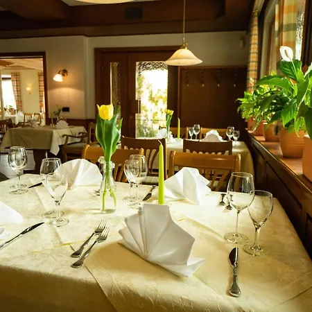 Zum Rossel Lichtenau Maison d'hôtes 3*