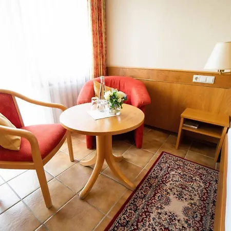 Zum Rossel Lichtenau